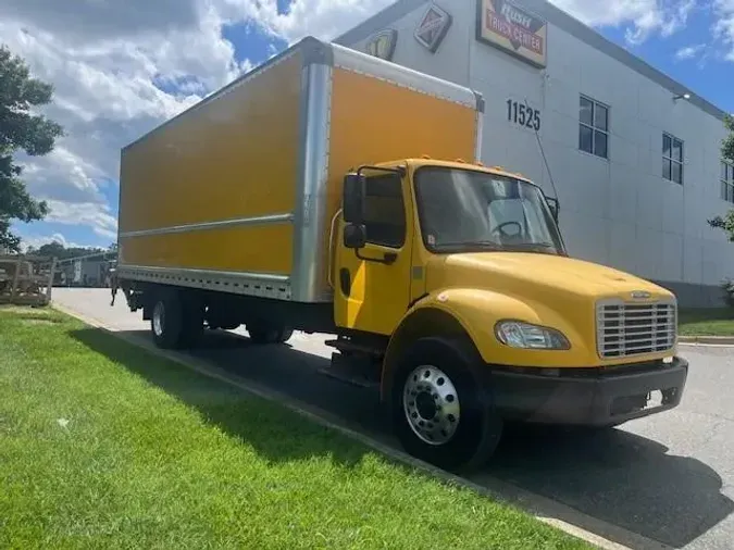 2019 Freightliner Business Class M2 106
