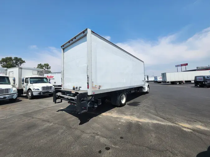 2015 FREIGHTLINER/MERCEDES M2 106