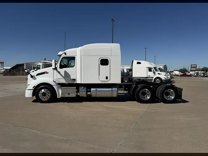 2022 Peterbilt 579