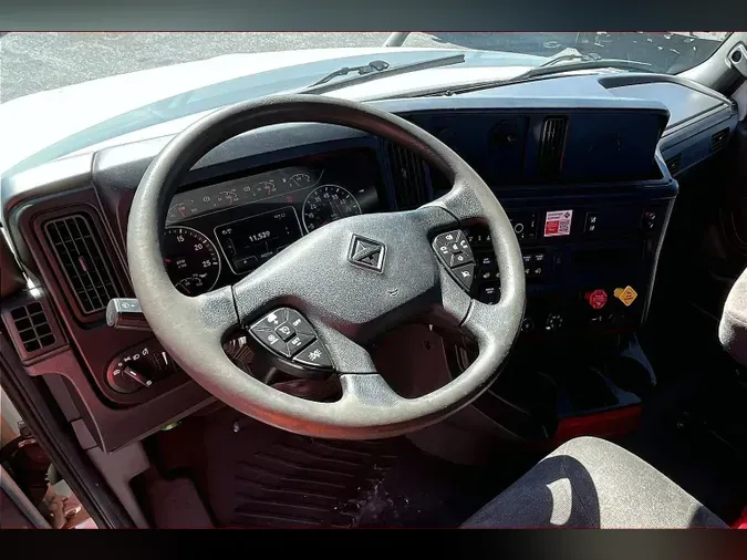 2022 INT LT625 6x4c71ae657e913aa2eccefab817f33070d