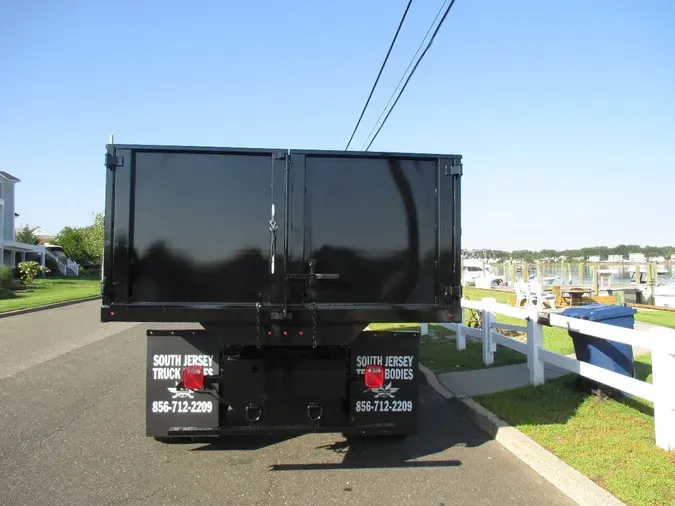 2018 HINO 338