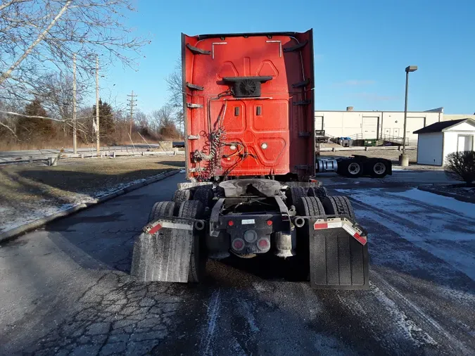 2018 FREIGHTLINER/MERCEDES CASCADIA 125