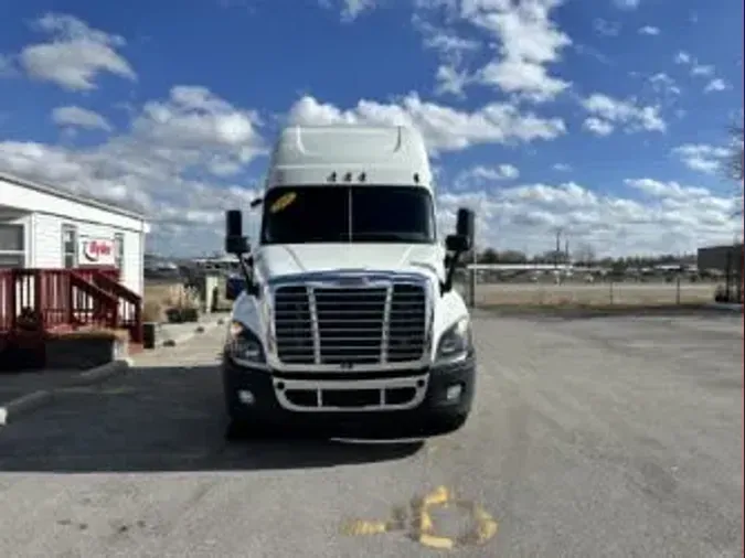 2019 FREIGHTLINER/MERCEDES CASCADIA 125