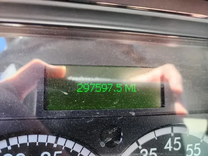 2019 FREIGHTLINER/MERCEDES M2 106