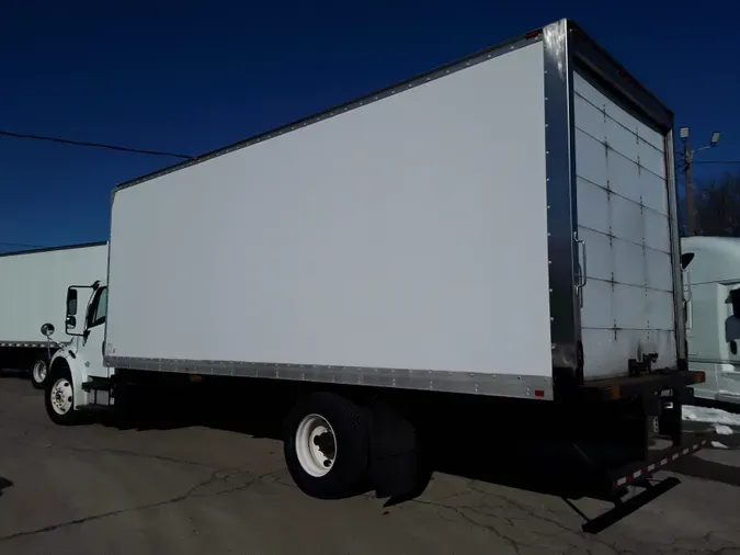 2017 FREIGHTLINER/MERCEDES M2 106