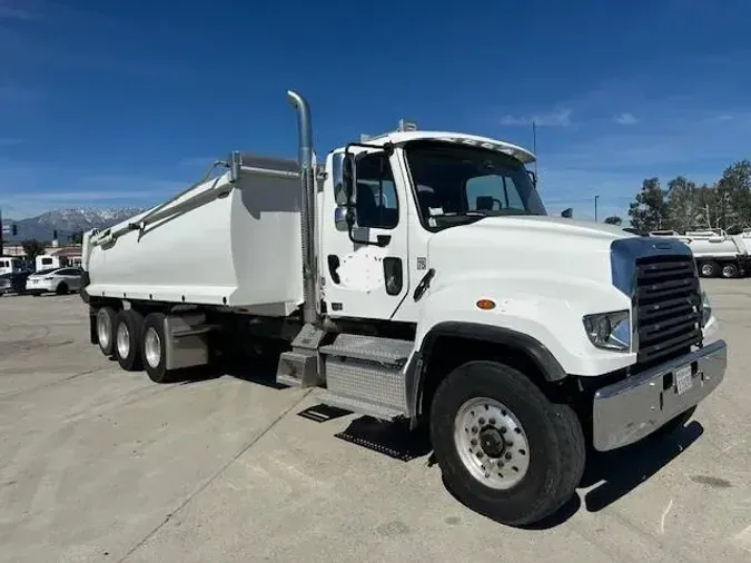 2024 Freightliner FL114SDc73925f953b734c5551a6142930c3549