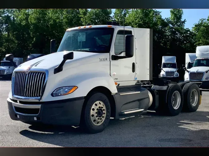2021 INT LT625 6x4c73a469881e314e07454cee81b3d7e6f