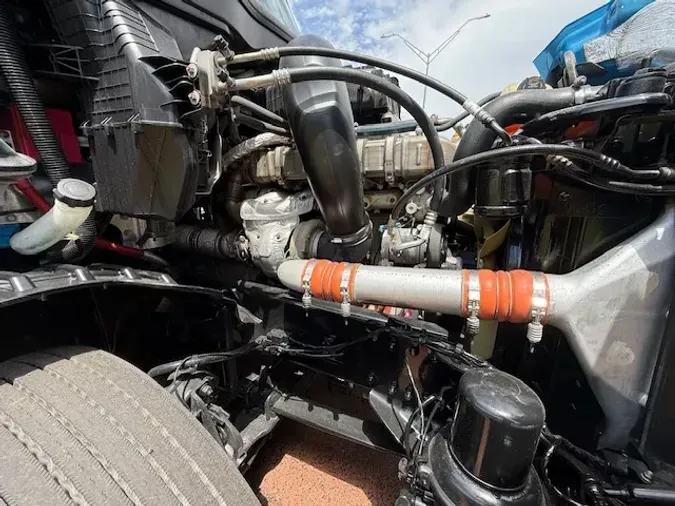 2021 FREIGHTLINER CASCADEVO1