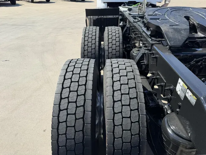 2021 Peterbilt 567