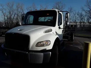 2020 FREIGHTLINER/MERCEDES M2 106