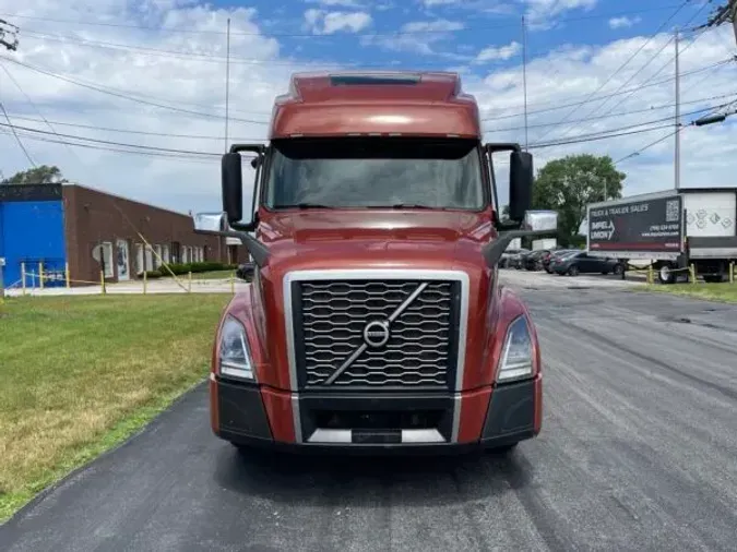 2022 Volvo VNL64T860