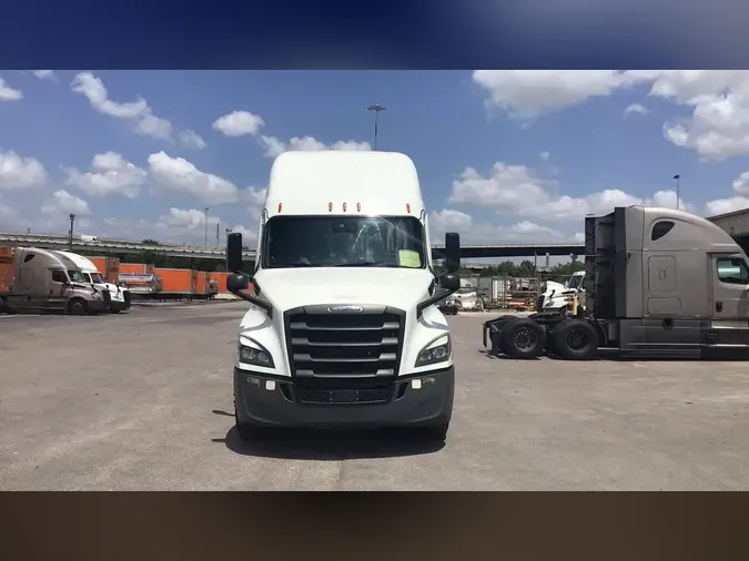 2023 Freightliner Cascadia 126c753c1bef3b81c22a204b8bf086cef59