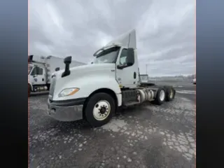 2021 NAVISTAR INTERNATIONAL LT625 DAYCAB T/A