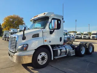 2019 FREIGHTLINER/MERCEDES CASCADIA 113