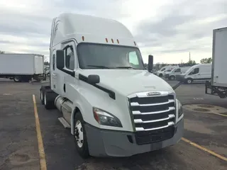 2019 FREIGHTLINER NEW CASCADIA PX12664
