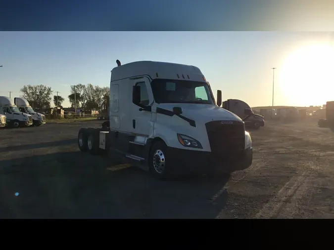 2022 Freightliner Cascadia 126c75c521c9a8bc7161c395e1ac85b4b70