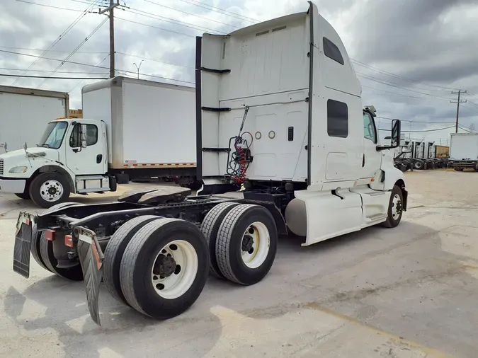 2019 NAVISTAR INTERNATIONAL LT625 SLPR CAB