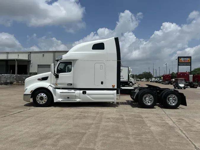 2020 Peterbilt 579