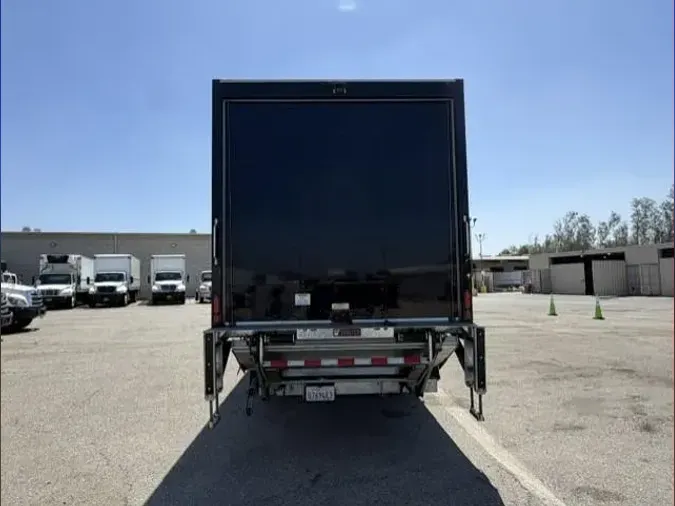 2022 Freightliner Business Class M2 106