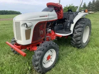 2009 New Holland Boomer 8N