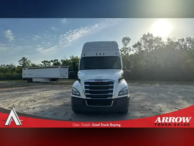 2021 FREIGHTLINER CA126