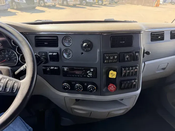 2021 Peterbilt 579