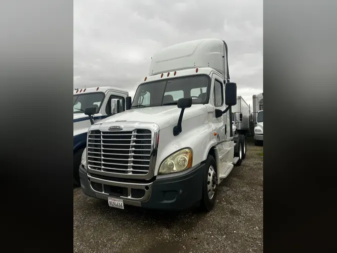 2018 FREIGHTLINER/MERCEDES CASCADIA 125c76bf553239af8bf88e42fbdcd80abf1