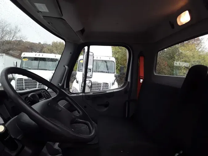2020 FREIGHTLINER/MERCEDES M2 106c76da45e17d3d806d1dd7e94bcac722a