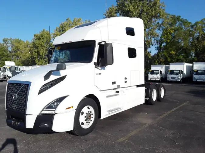 2020 VOLVO VNL64T-760c76f0ccccb1b7cf8fae59c807ae0e9af