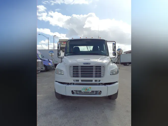 2016 FREIGHTLINER/MERCEDES M2 106