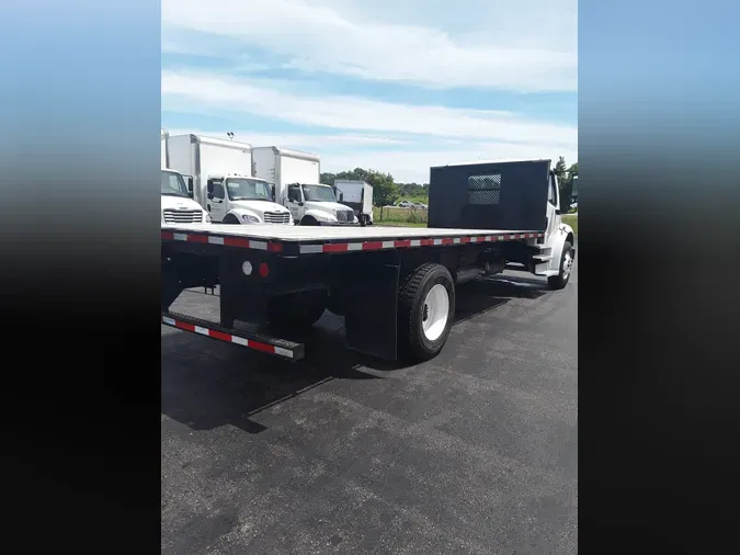 2017 FREIGHTLINER/MERCEDES M2 106