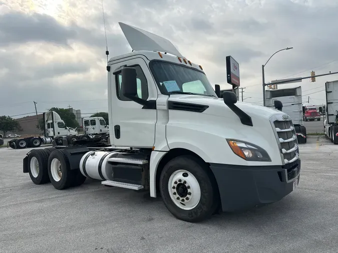 2018 FREIGHTLINER/MERCEDES NEW CASCADIA PX12664