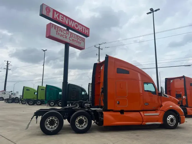 2020 Kenworth T680