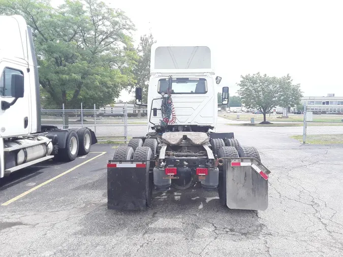 2018 NAVISTAR INTERNATIONAL LT625 DAYCAB T/A