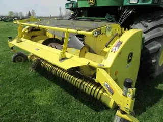 2012 John Deere 630