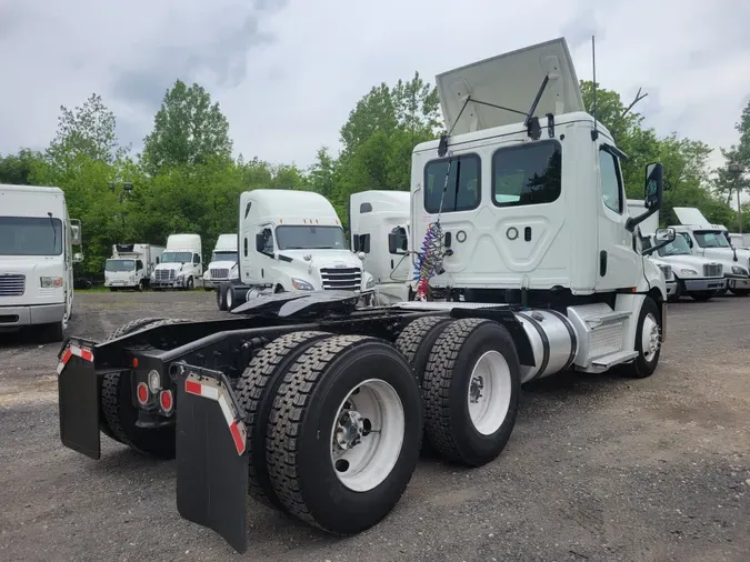 2019 FREIGHTLINER/MERCEDES NEW CASCADIA PX12664