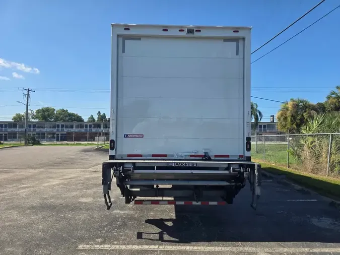 2019 FREIGHTLINER/MERCEDES M2 106
