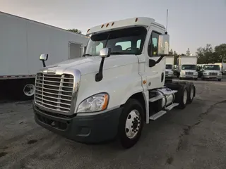 2017 FREIGHTLINER/MERCEDES CASCADIA 125