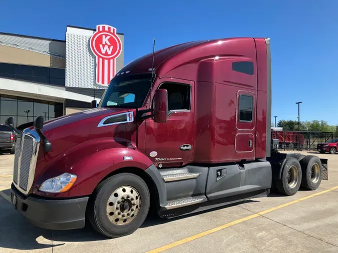 2021 Kenworth T680