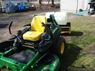 2017 John Deere Z915E