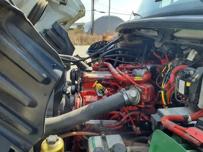 2022 FREIGHTLINER/MERCEDES M2 106