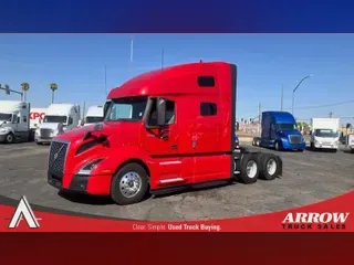 2022 VOLVO VNL760