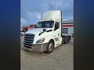 2020 FREIGHTLINER/MERCEDES NEW CASCADIA PX12664