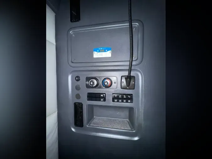 2022 FREIGHTLINER Cascadia 126c796c92b25fcba9619c2ca5f307dd9a4