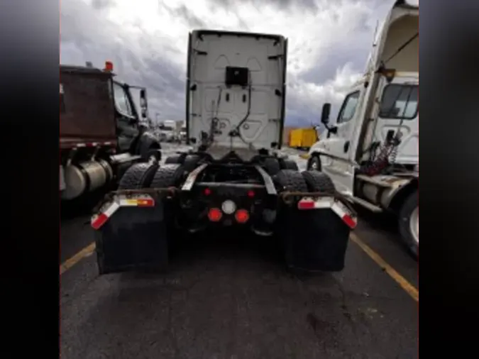 2020 FREIGHTLINER/MERCEDES CASCADIA 125c7990f8a03fcf2d776a4ae4f542909b0