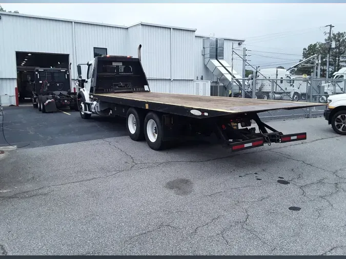 2017 FREIGHTLINER/MERCEDES M2-112