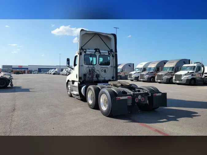 2019 Freightliner Cascadia 126c79a372f7f03d9783d520fbfbdc8be19