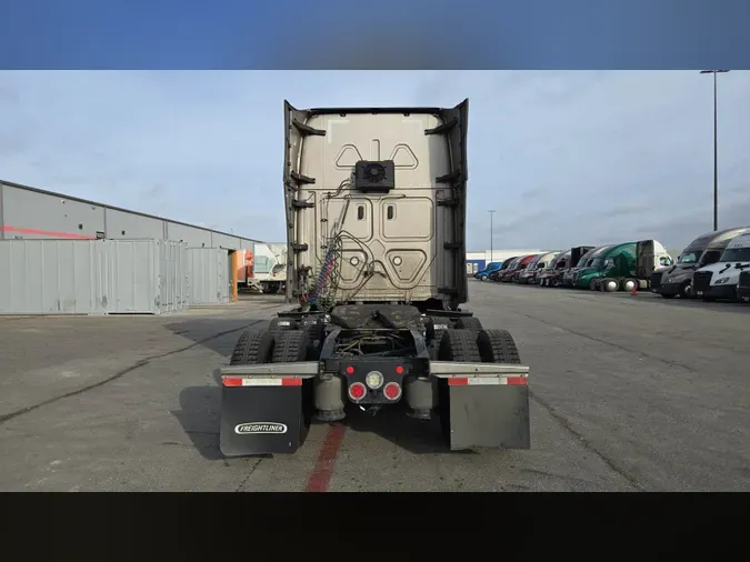 2022 Freightliner Cascadia 126c79d44943585e27796b280df79ceedbb