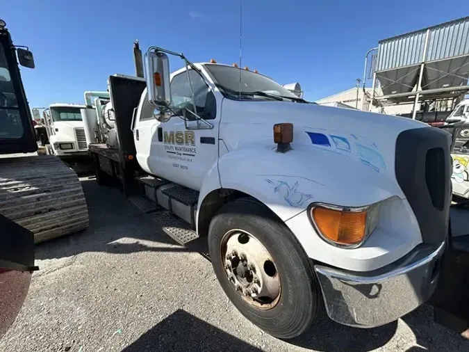 2005 FORD F650 SD