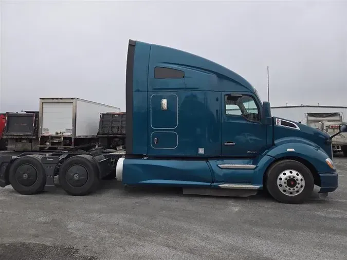 2021 KENWORTH T680